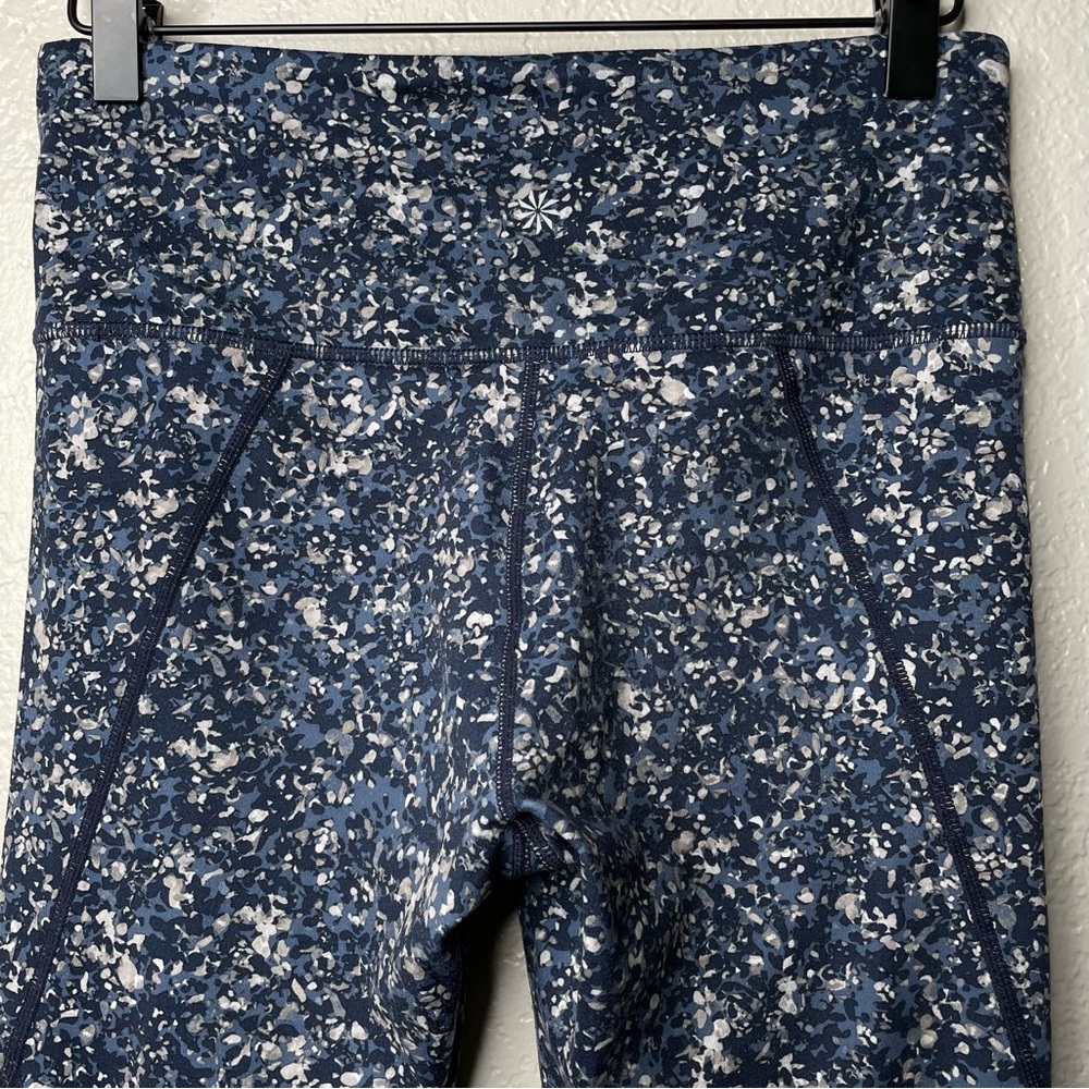 Athleta Sandstone Salutation 7/8 Tight Navy Leggings Pattern Mesh Details - Picture 8 of 13